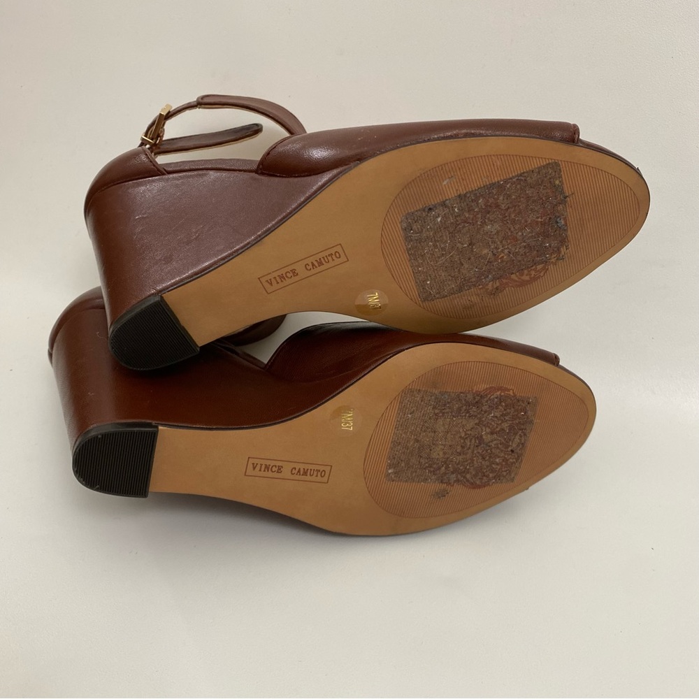 Vince Camuto Peep Toe Wedge Ankle Strap Size 7 Brown Heeled Sandals Women’s - Picture 14 of 14